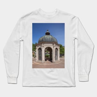 Kochbrunnen, Wiesbaden Long Sleeve T-Shirt